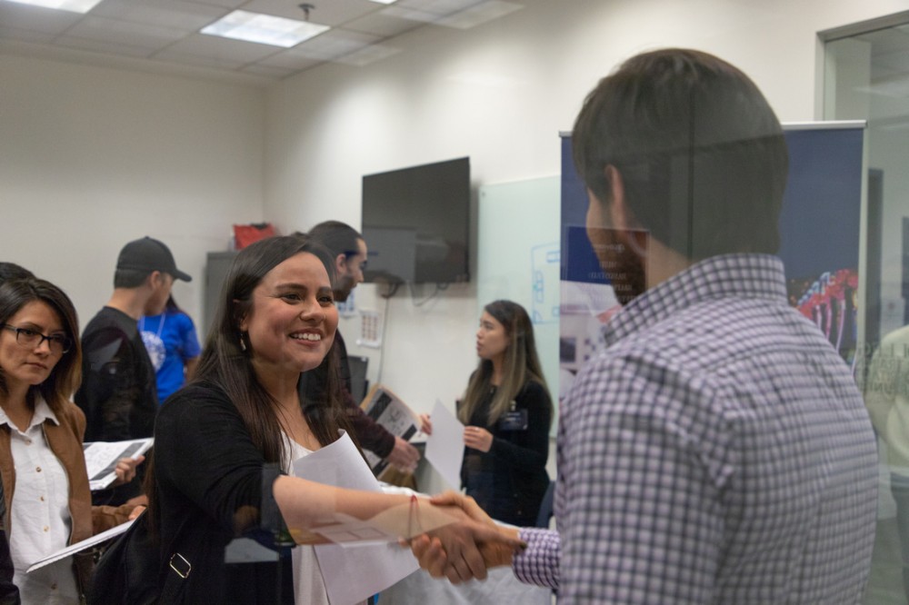 formation diplomante + job à Sydney