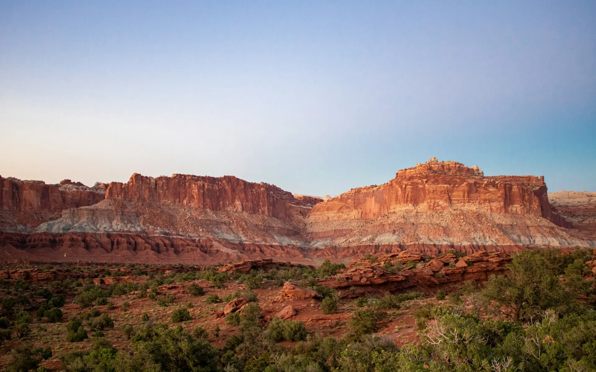 Landschap met rode rotsen, Capitol Reef, Utah — Davis