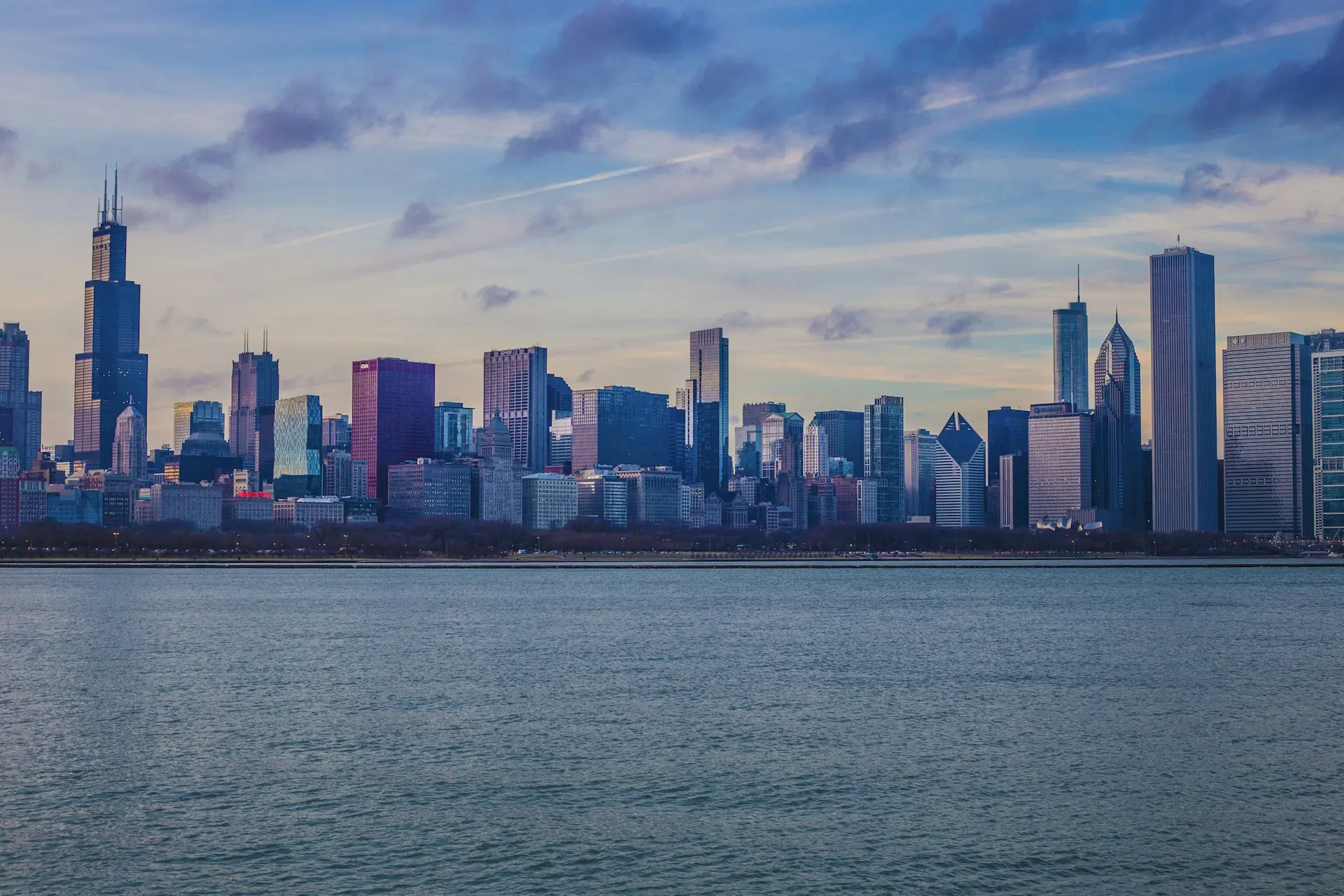 Skyline van Chicago aan Lake Michigan, Illinois — Chicago