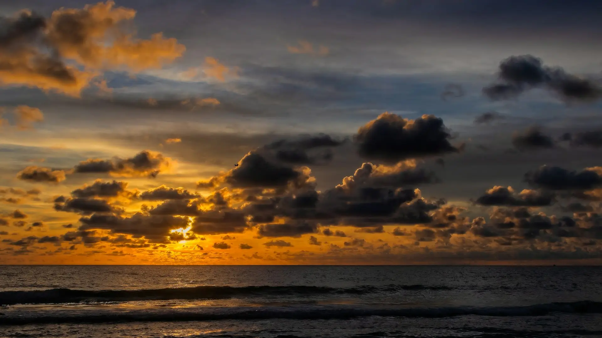 Zonsondergang boven de Golf van Mexico bij Clearwater Beach, Florida — Indian River