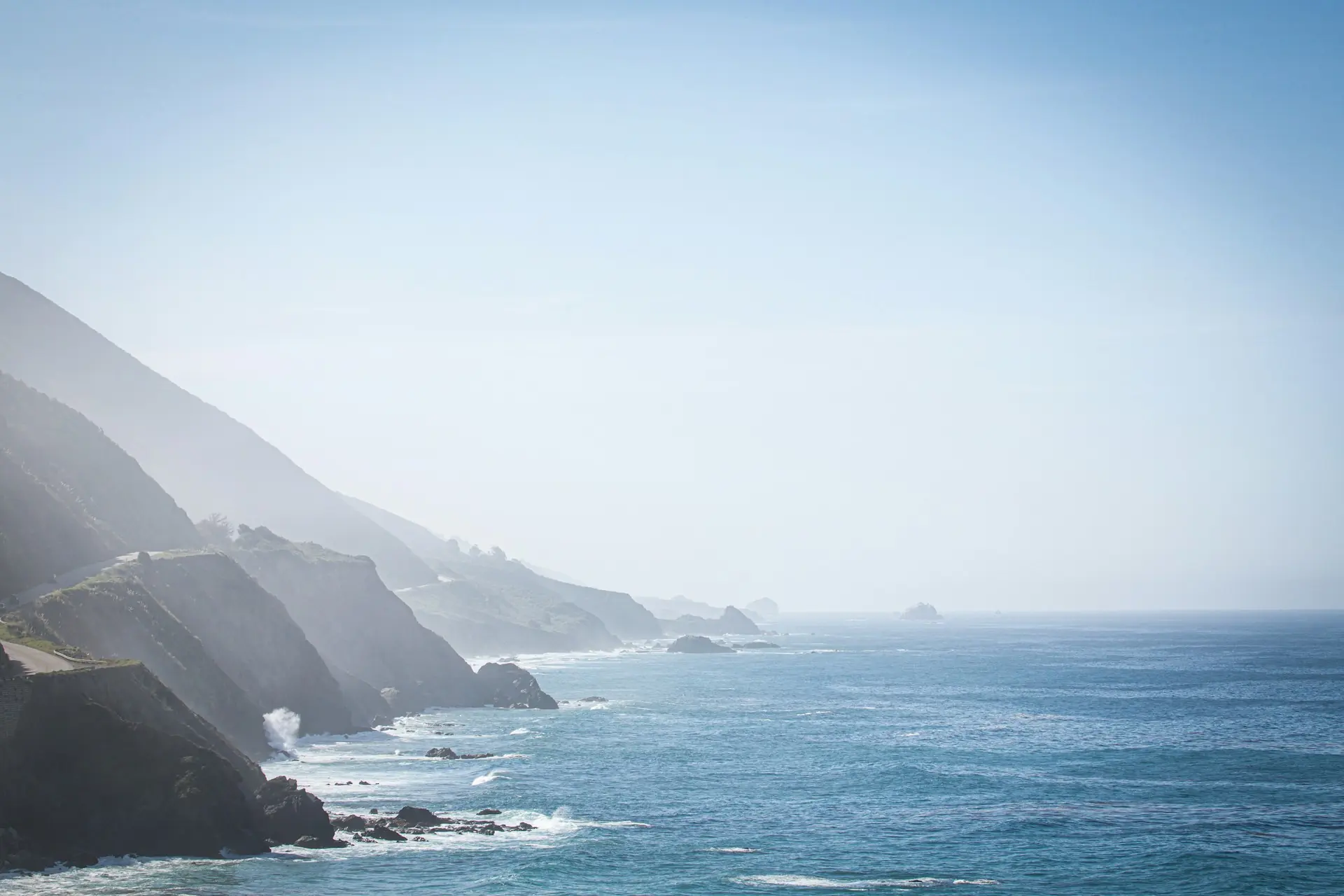 Kust van de Stille Oceaan bij Big Sur, Californië — Antelope Valley