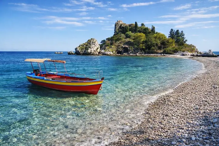 Strand von Taormina