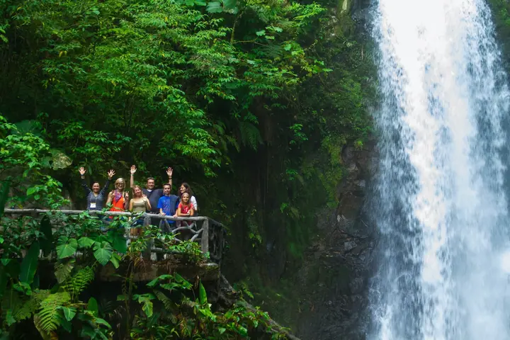 Uitstap waterfall