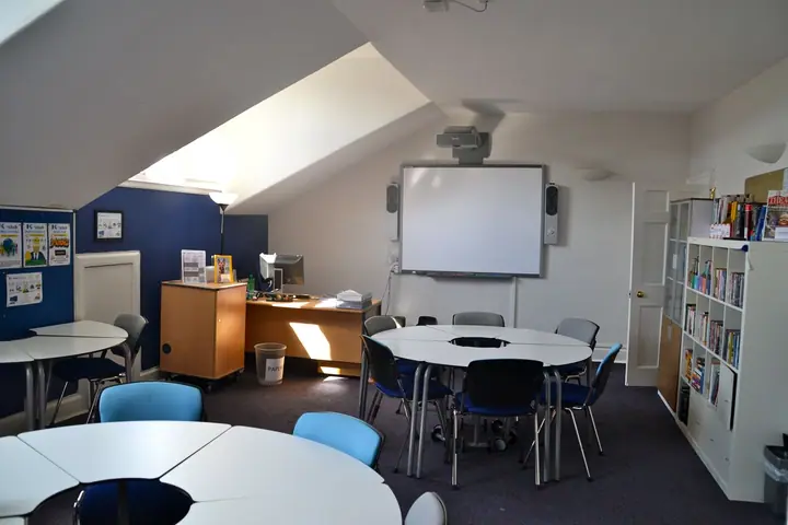 Klas-Taalschool Kaplan in Edinburgh