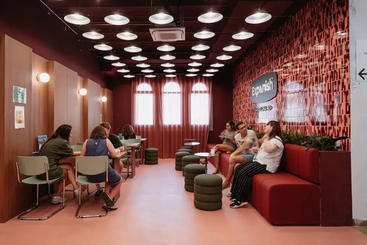Sala comune Expanish
