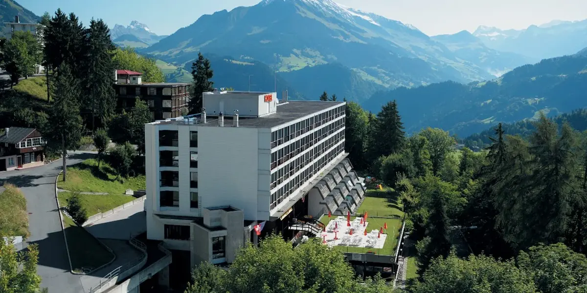 Obóz językowy dla młodzieży w Szwajcarii, w Leysin